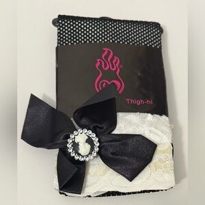 New! Vintage Torrid sz 1 2 Cameo Bow‎ Thigh Hi 1X 2X